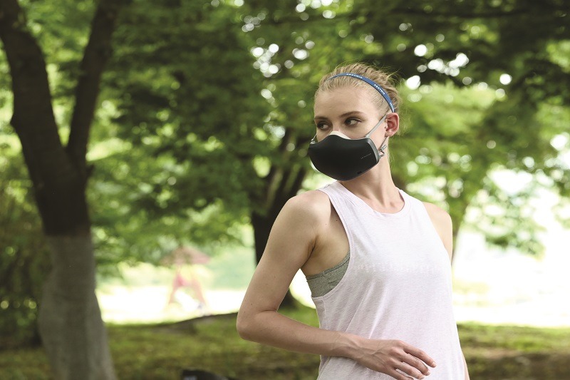 LG Wearable Air Purifier Mask 2 LG PuriCare mask buy online,LG Puricare Face Mask, LG PuriCare mask Review,LG's New PuriCare Face Mask,